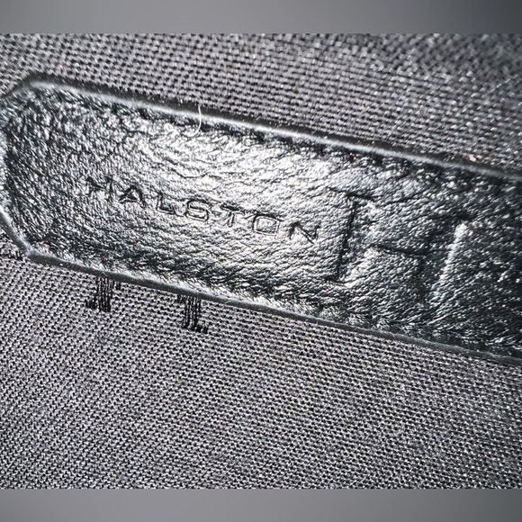 Halston Heritage Oval Crossbody Faux Snakeskin Purse Chain Strap Magnetic - Picture 8 of 9